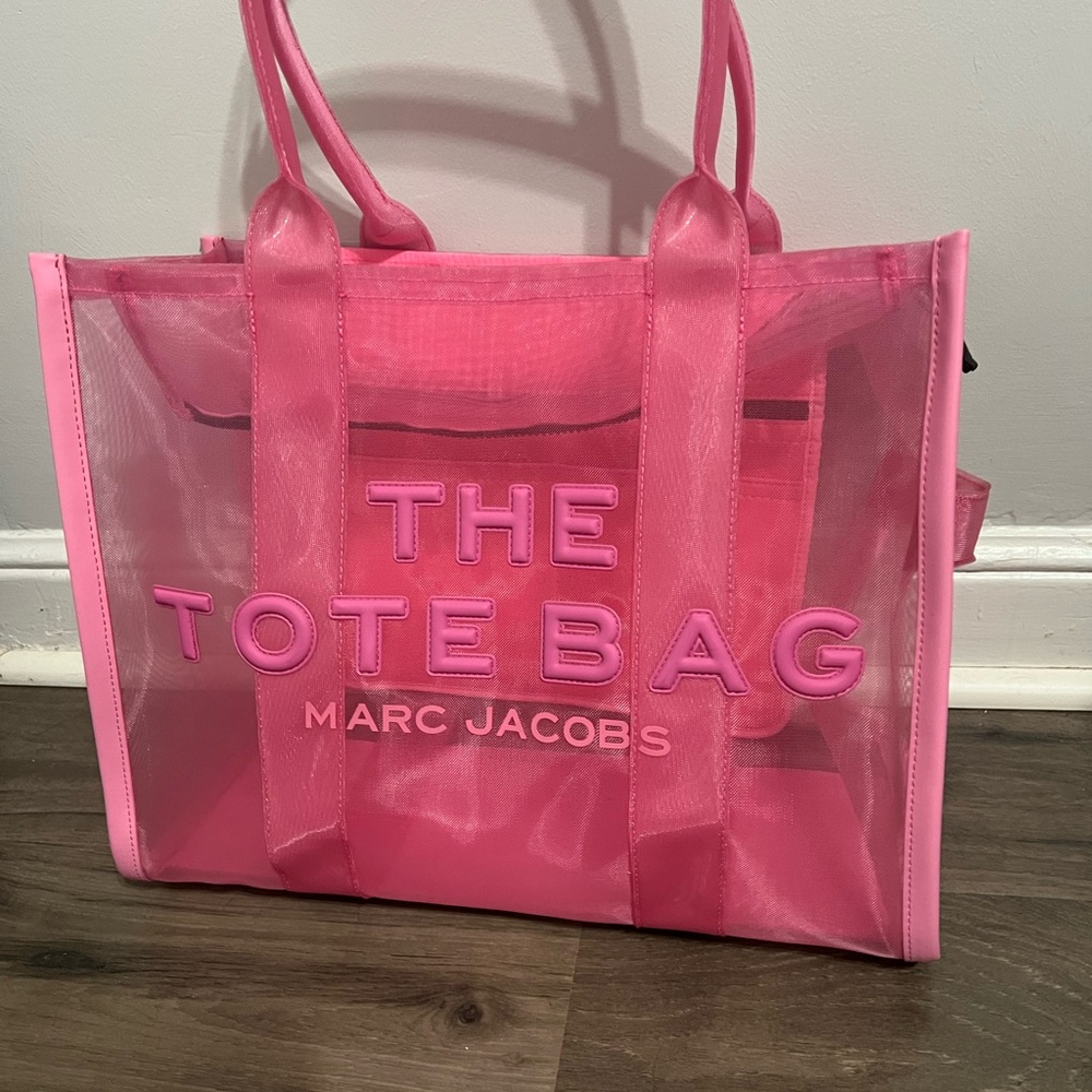 Marc Jacobs Large Pink Mesh Tote Bag - Picture 6 of 8